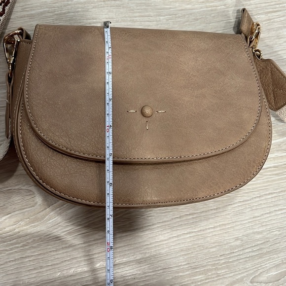 Tan Crossbody Bag with Patterned Strap - Picture 4 of 5